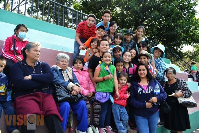 Más de 710 mil personas asistieron al Zoológico de Morelia en 2014.  