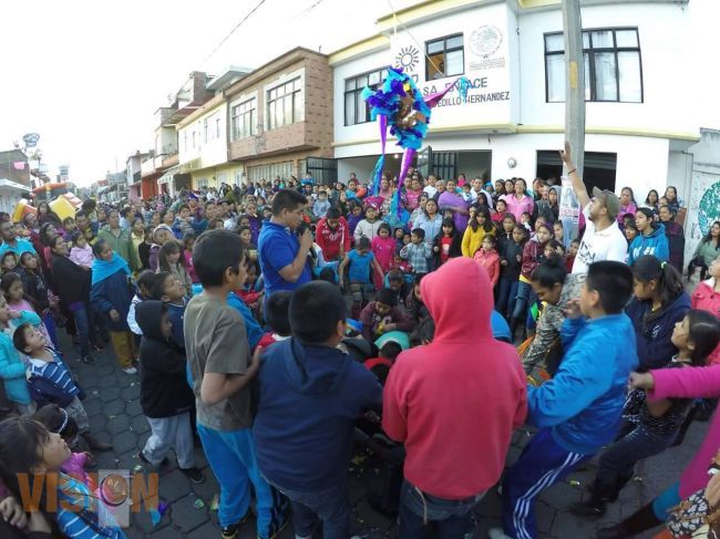 Cedillo Hernández gestiona y organiza entrega de juguetes con motivo de “Día de Reyes”