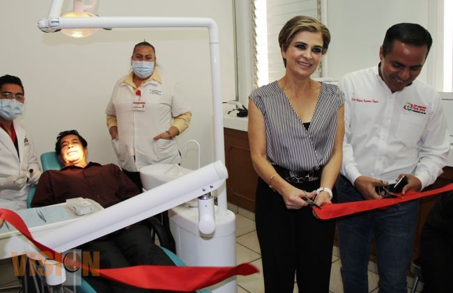 Ana Luisa Cervantes inauguró unidad dental y sala de espera especial para el adulto mayor