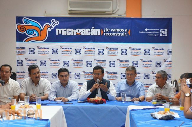 Elecciones del 2015, oportunidad para reconstruir pacíficamente a Michoacán: Chávez Zavala.