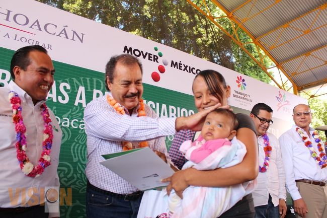 Multiplica Sedesol acciones para el desarrollo social de Apatzingán.