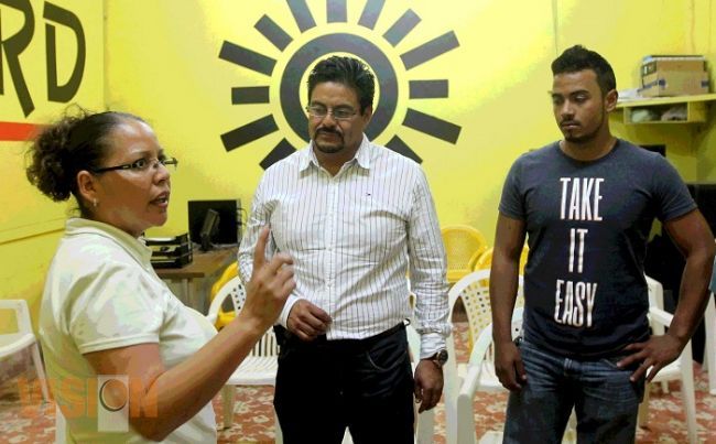 Respaldan a Hugo Olvera para  candidatura a diputado federal