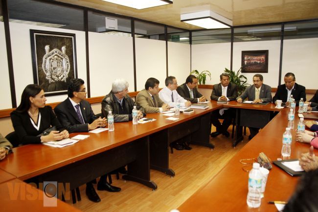 Positivo acercamiento con el SPUM y los funcionarios de Rectoría