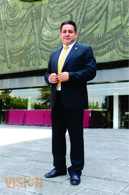 Necesaria la construcción de una política social incluyente: Víctor Manríquez 