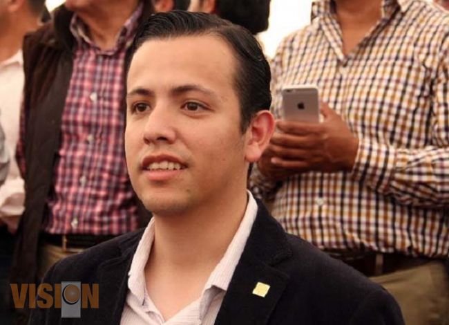 Se registrará Jordy Arrés por una precandidatura a diputación local