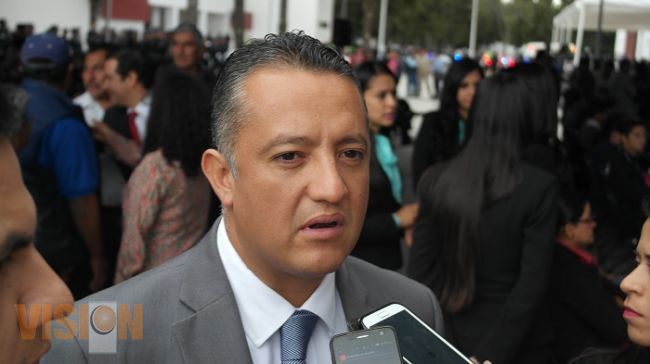 Campaña de Cocoa Calderón es gris, opina Bertín Cornejo