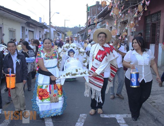 Los barrios de Uruapan levantaron al Niño Dios