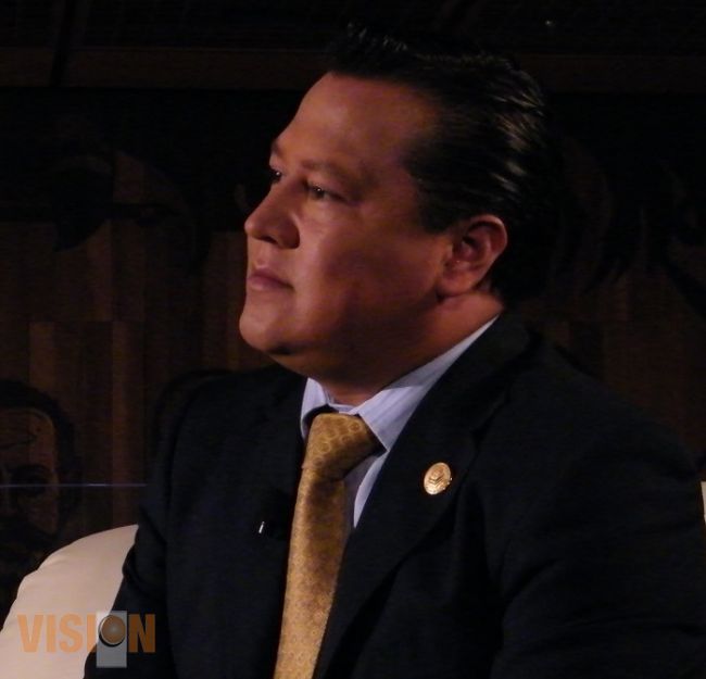 PRD debe capitalizar conflictos internos de PRI y PAN: García Avilés