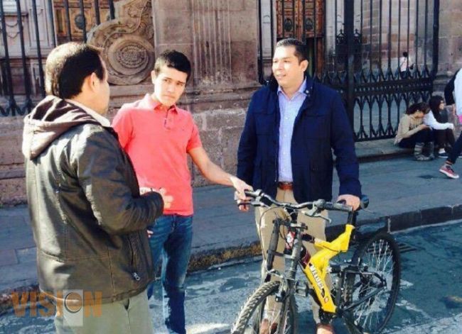 Entrega Barragán bicicleta a la mejor propuesta de movilidad urbana 