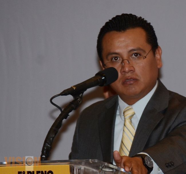 Levanta encuesta Mandujano y Asociados para sacar al candidato de Morelia en el PRD
