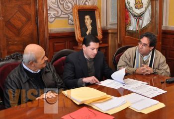 Sigan convenio para construcción planta tratadora de los Itzícuaros