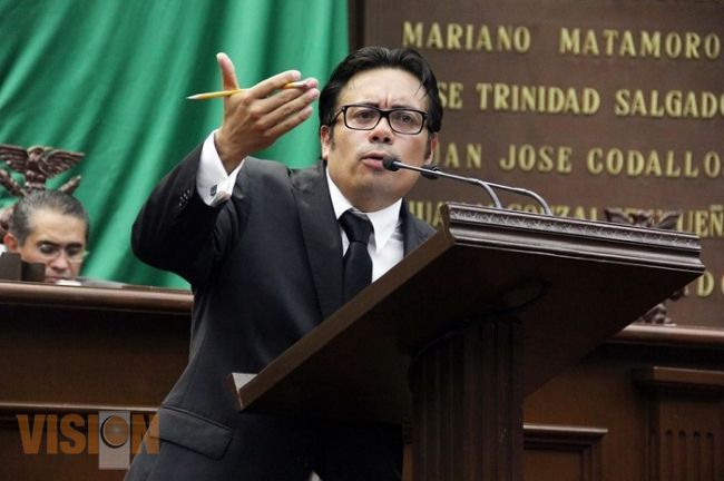 Demanda Noé Bernardino frenar ataques contra mexicanos radicados en EUA