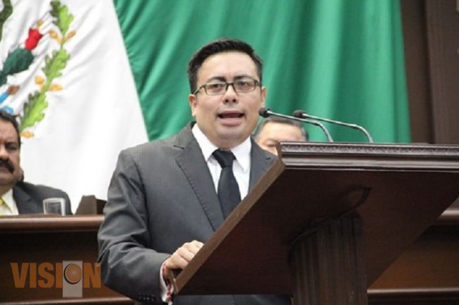 Protestan diputados por violaciones en  contra de migrantes
