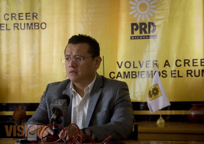Salvador Jara esta obligado a informar a los michoacanos resultados de su viaje a Roma: PRD