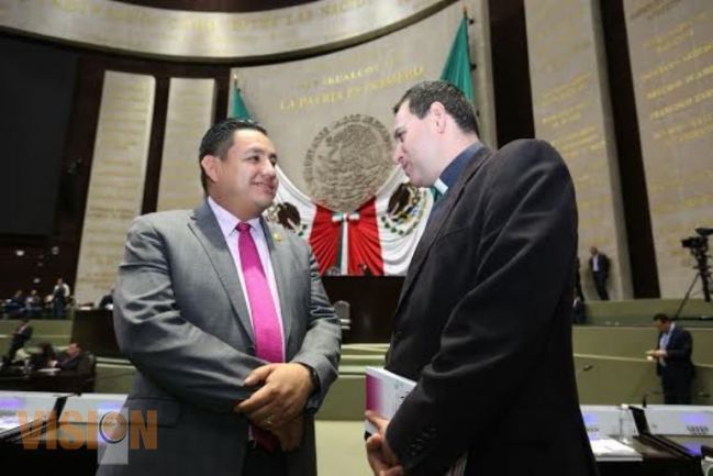 Diputado Víctor Manríquez Presentará Libro En La Feria Internacional Del Libro De La UNAM.