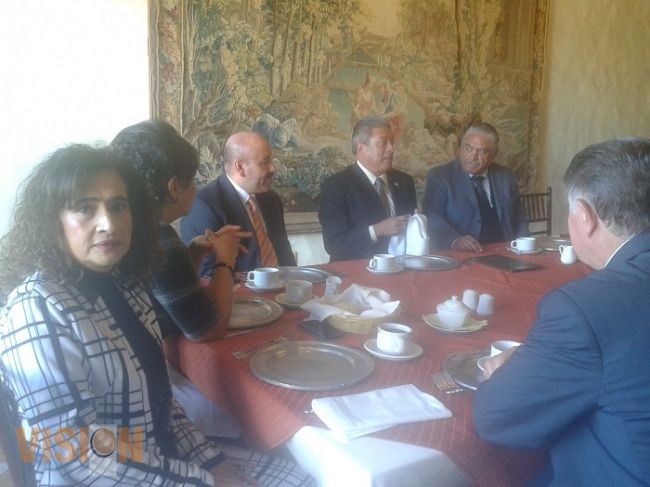 80 % de los egresados de Contaduría en la UMSNH trabajan 