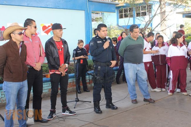 Llevan actividades de prevención del delito a escuelas de nivel básico