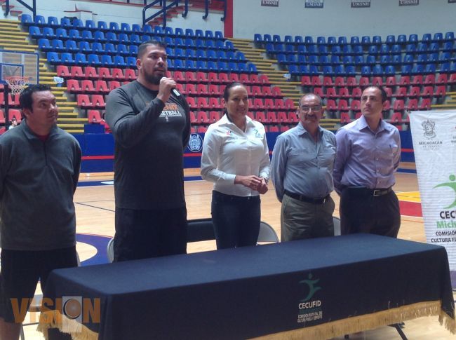 Cecufid invita al curso de actualización de básquetbol. 
