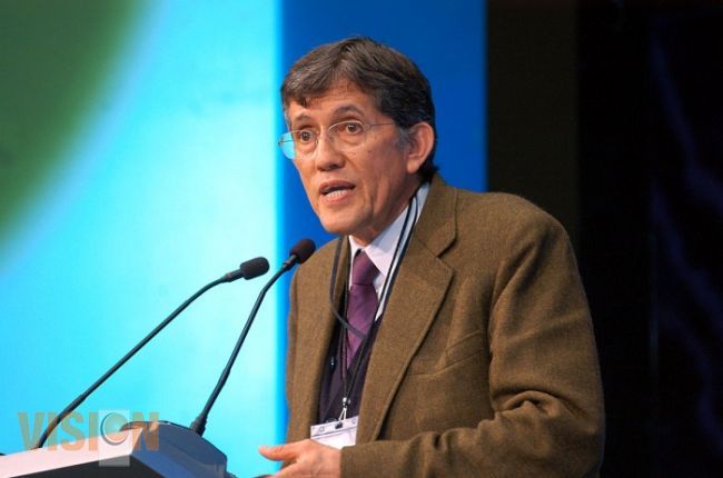 Se anuncia presencia del investigador Antonio Lazcano en la UMSNH