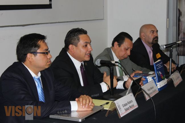 Diputado victor manríquez se presenta en feria de libro de la unam 