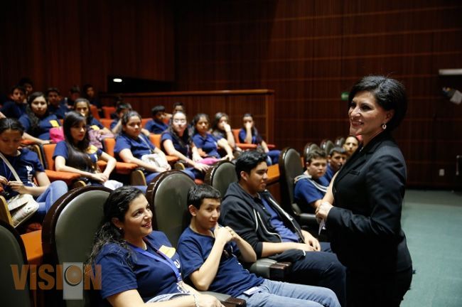 Trabajo Legislativo cercano a los niños y jóvenes: Socorro Quintana 