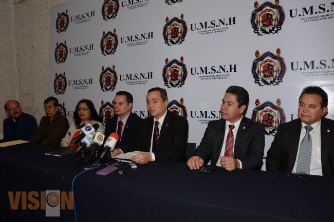 Obtienen 57 egresados de la UMSNH premio Ceneval Excelencia-EGEL