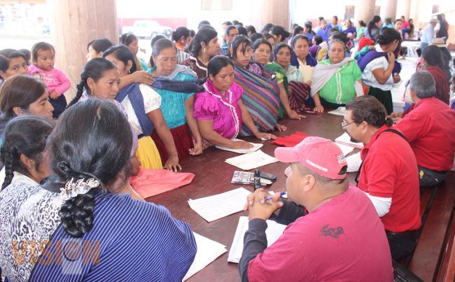 Atención integral a los habitantes de capacuaro 