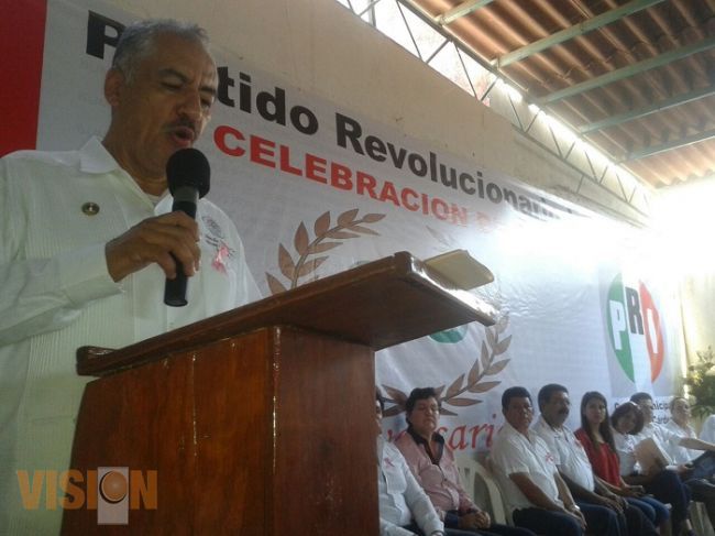 El PRI es la mejor opción política: Agustín Trujillo 
