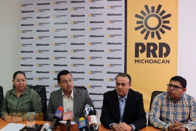 Luisa María Calderón incurrió en actos anticipados de campaña y promoción indebida: PRD.