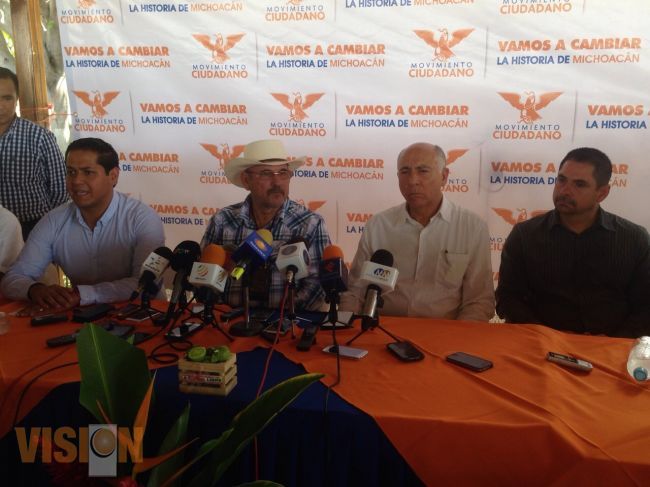 Hipólito Mora será candidato por Movimiento Ciudadano a diputado federal por el Distrito XII.