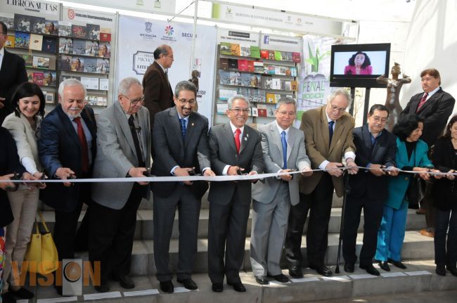 Inauguran la octava edición de la Feria Nacional del Libro Michoacán 2015.