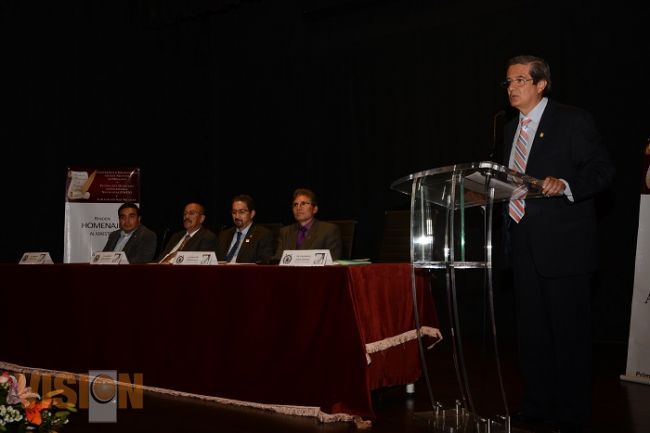 Ariosto Aguilar, universitario que sabe transmitir la pasión por la transformación
