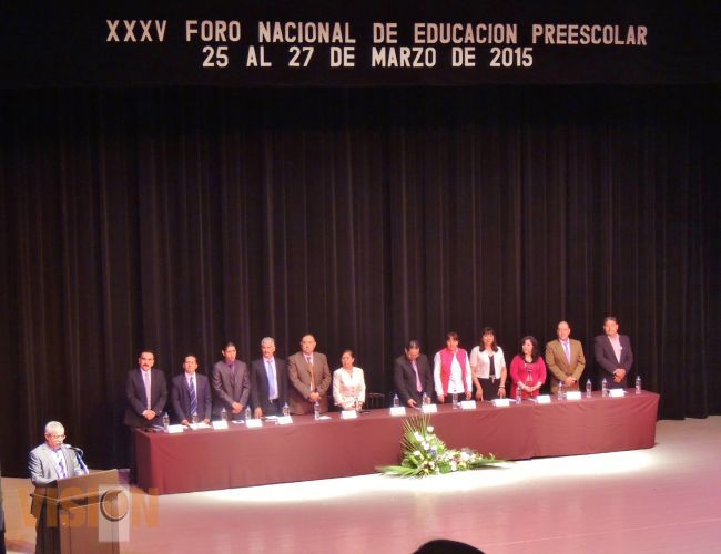 Inicio el foro “Contextos de Aprendizaje e Innovación Docente en Educación Preescolar”.