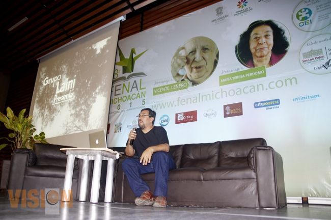 Sustentan conferencia sobre la obra de José Emilio Pacheco