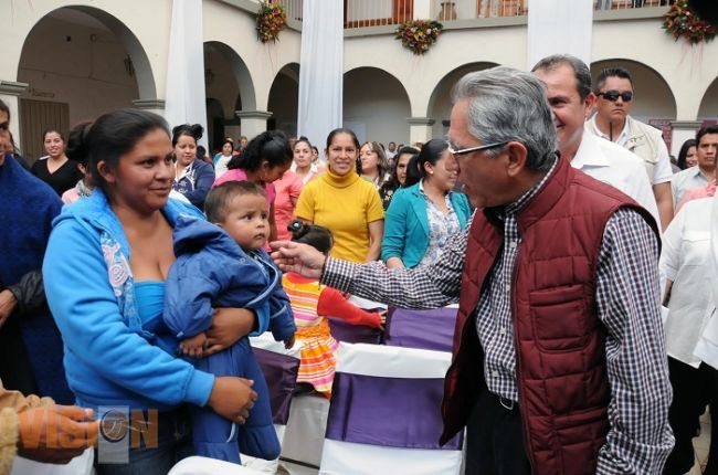 Una prioridad, conectar a las comunidades con mejores caminos: SJG