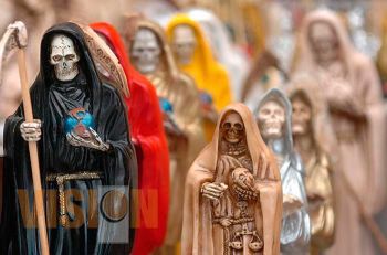 El Cabaret y la Santa muerte