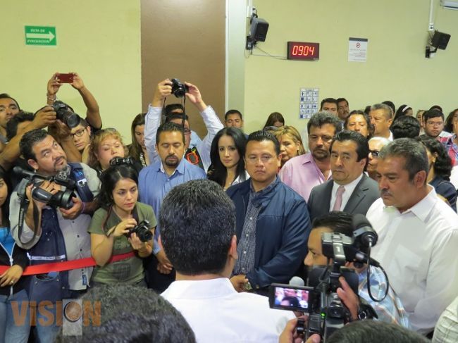 Se registra José Luis Montañez como candidato a diputado local Morelia Distrito XI