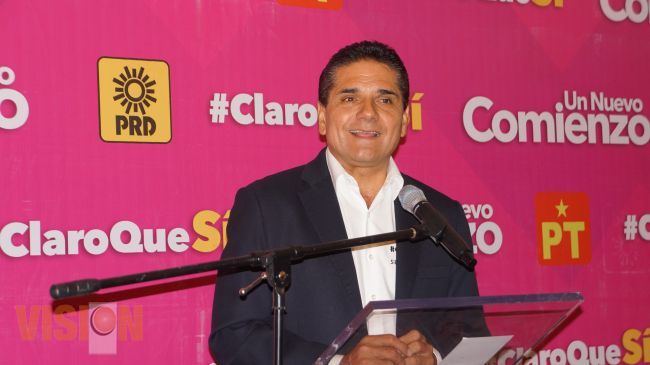 Justifica Silvano Aureoles que a los chamacos se les hizo fácil subirse a la camioneta 