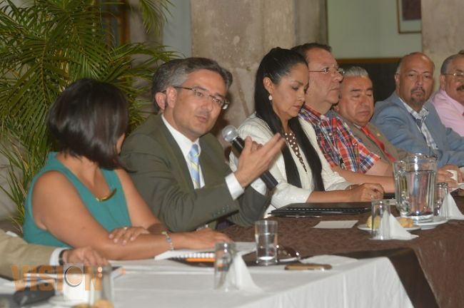 Abud Mirabent dio la bienvenida al nuevo titular del Consejo Ciudadano