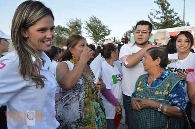 En equipo se trabaja mejor: Daniela de los Santos 