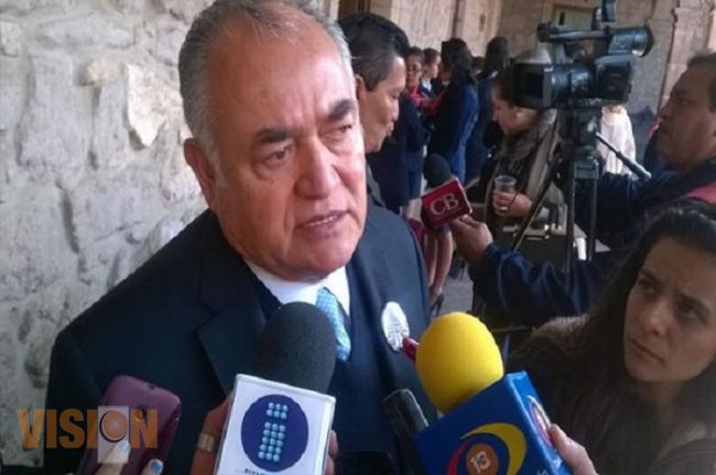 Designan a Rolando López como Director del COBAEM
