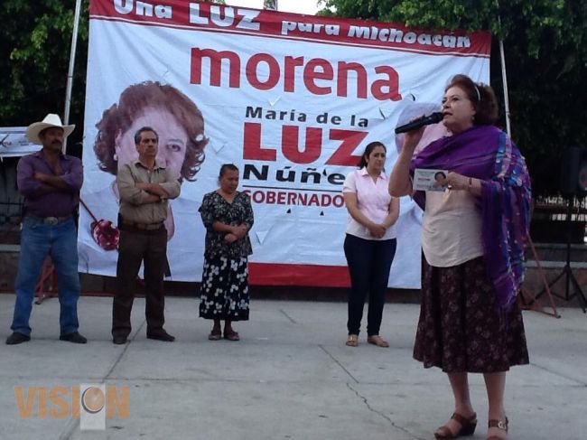 Sueldo a estudiantes, plantea María de la Luz