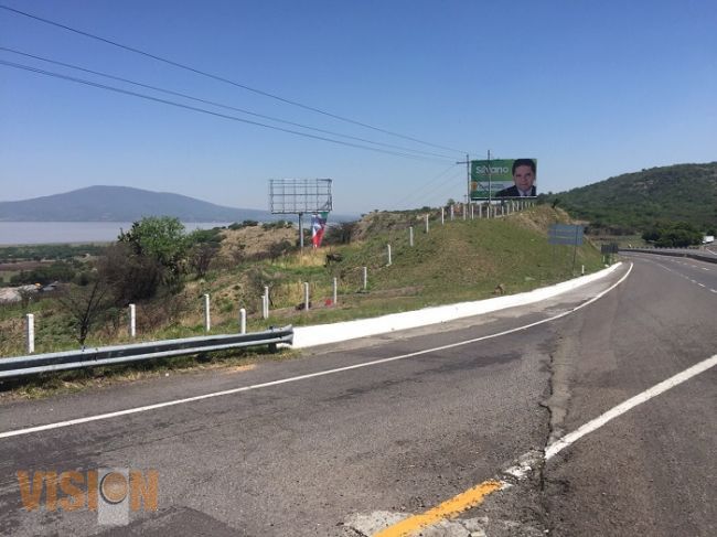 Reprueba PRI actos vandálicos contra espectaculares de Chon