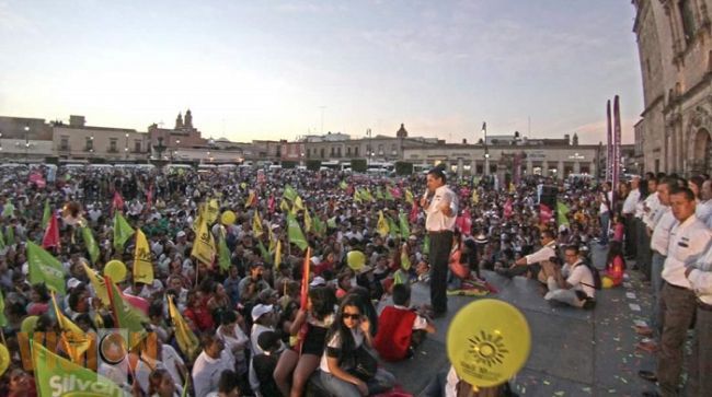 Más de 20 mil seguidores acuden a evento con Silvano en Morelia 