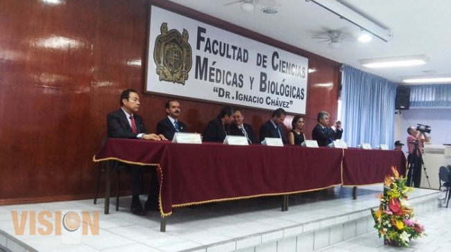 La UMSNH forma a los profesionistas que la sociedad necesita: Jaime Espino