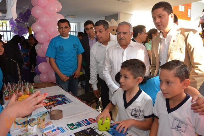 La UMSNH regala a la sociedad uno de sus mayores tesoros: el conocimiento