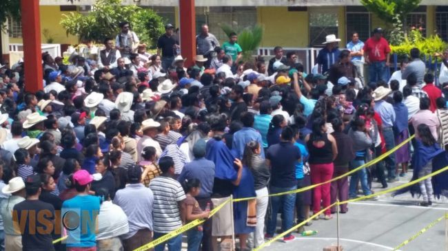 En presencia del IEM, nombra Santa Cruz Tanaco Consejo de Administración