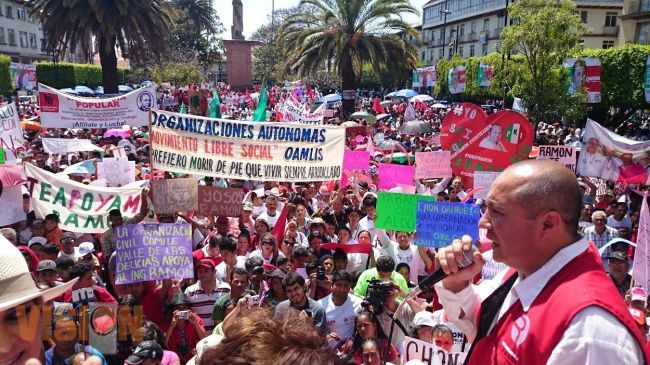 Multitudinario apoyo en Uruapan a Ramón Hernández