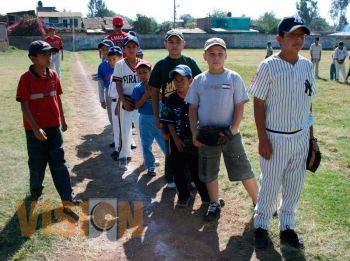 Campo “Héroes de Nacozari” y cancha de baloncesto adjunta, ya son propiedad del Municipio