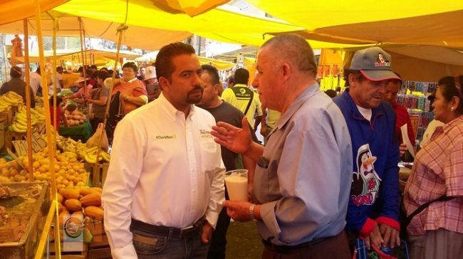 Compromete José Luis Montañez impulsar al comercio local